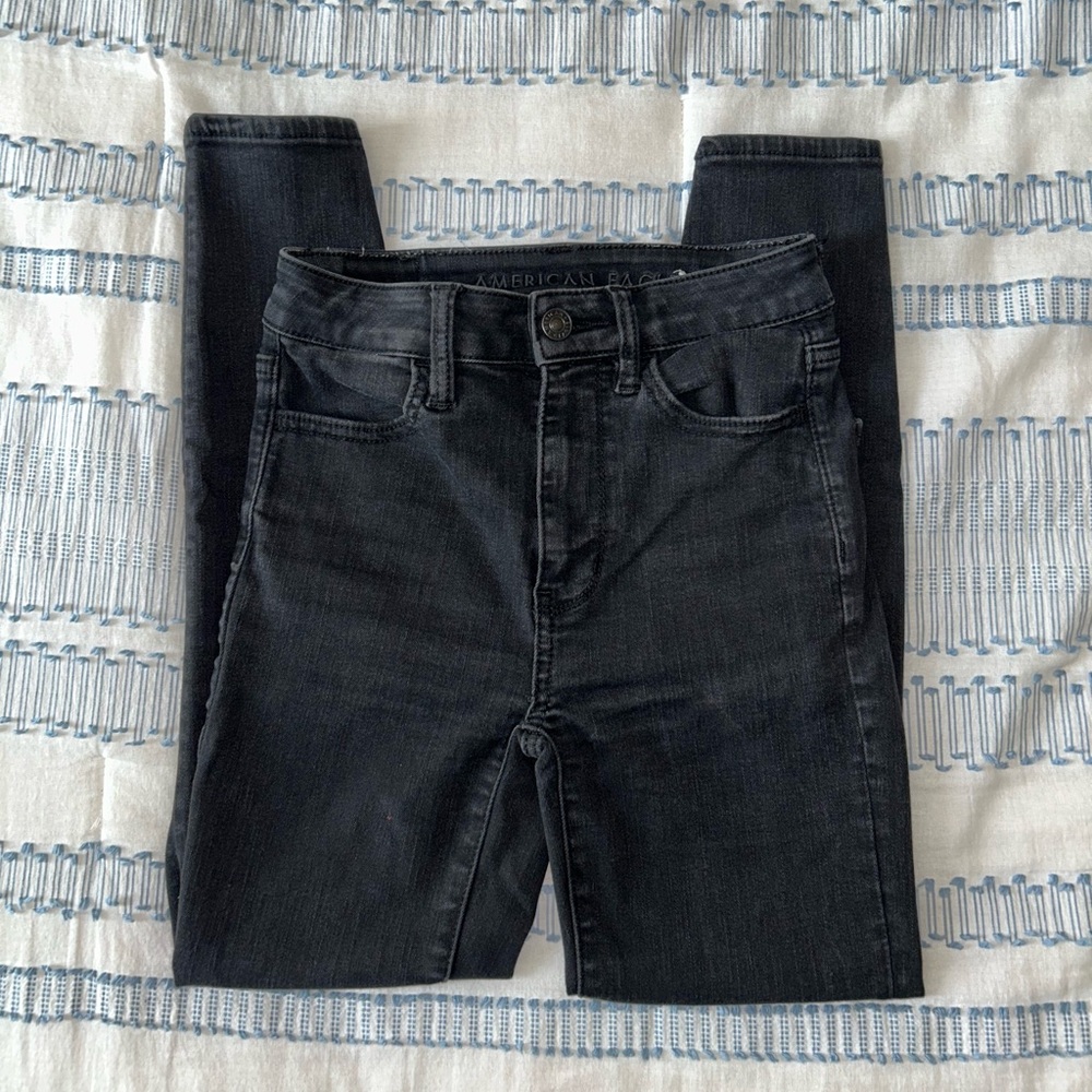 American Eagle Outfitters Women's Black Distressed Jeggings